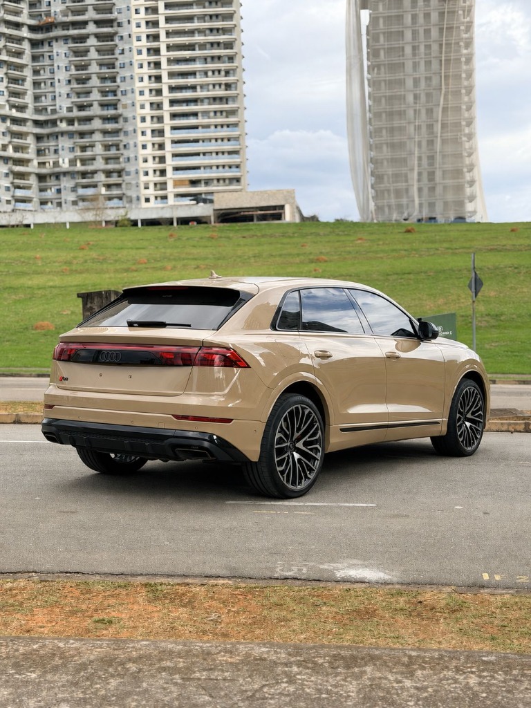Audi Q8 Blindada
